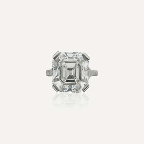 BAGUE SOLITAIRE DE 10.57 CARATS - photo 1