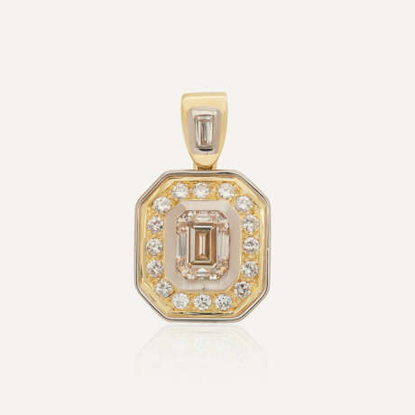 PENDENTIF DIAMANT DE 6.02 CARATS ET DIAMANTS - Foto 1