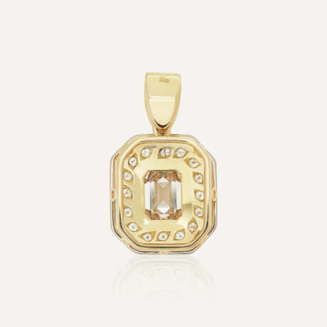 PENDENTIF DIAMANT DE 6.02 CARATS ET DIAMANTS - Foto 2