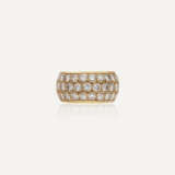 VAN CLEEF & ARPELS ENSEMBLE COMPRENANT BOUCLES D’OREILLES ET BAGUE DIAMANTS - фото 6