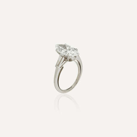 BOUCHERON BAGUE DIAMANT DE 3.96 CARATS ET DIAMANTS - фото 2