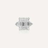 VAN CLEEF & ARPELS BAGUE DIAMANT DE 10.45 CARATS ET DIAMANTS - Foto 1