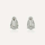 PAIRE DE BOUCLES D'OREILLES DIAMANTS DE 5.05 ET 5.03 CARATS - photo 3