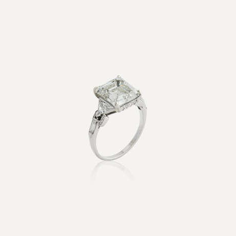 BAGUE DIAMANT DE 4.30 CARATS ET DIAMANTS - Foto 2