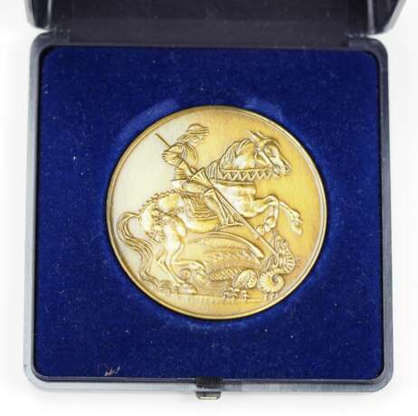 BND: St. Georgs Medaille, 2. Ausgabe, im Etui. - Foto 1