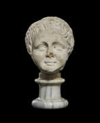 Обзор. A ROMAN MARBLE HEAD OF A CHILD