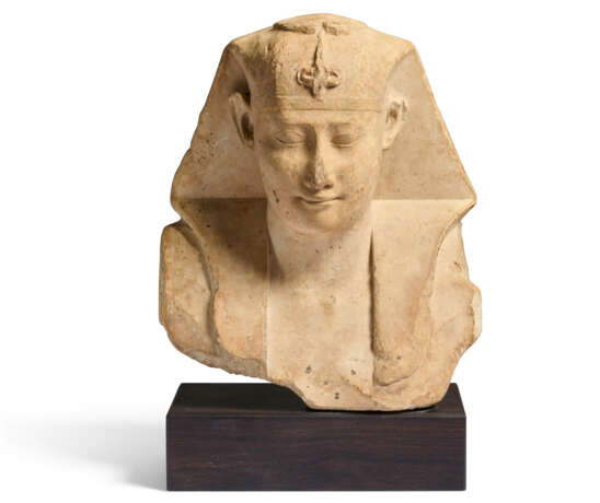 AN EGYPTIAN LIMESTONE SCULPTOR`S MODEL OF A ROYAL BUST - photo 1