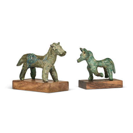 TWO GREEK BRONZE ANIMALS - photo 1