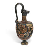 AN APULIAN RED-FIGURED OINOCHOE - photo 4