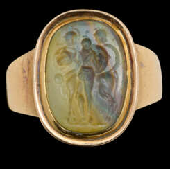 AN ITALIC BANDED AGATE INTAGLIO RINGSTONE WITH A SACRIFICE SCENE