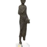 AN ETRUSCAN BRONZE MALE VOTARY - фото 1