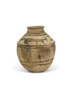 Эламская империя (2700-539 до н.э.). AN ELAMITE PAINTED POTTERY JAR