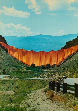 Christo. Valley Curtain, Rifle, Colorado, 1970-72 - Foto 8