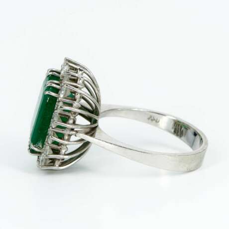 Emerald-Diamond-Ring - фото 2