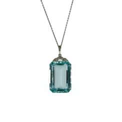 Aquamarine-Diamond-Pendant-Necklace