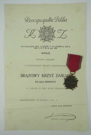 Polen: Orden Polonia Restituta, Bronze Kreuz, mit Urkunde. - Foto 1