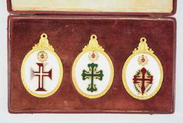 Portugal: Etui mit den Kleinoden der Drei Militärischen Orden.