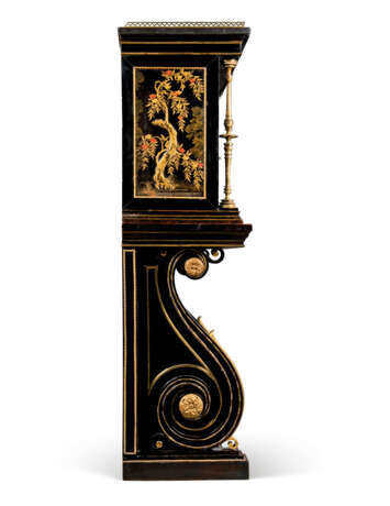 A REGENCY GILT-BRASS MOUNTED AND INLAID EBONISED, JAPANESE BLACK AND GILT-LACQUER AND PARCEL-GILT CABINET-ON-STAND - photo 3