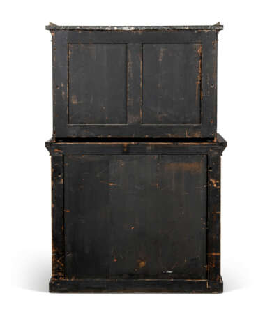 A REGENCY GILT-BRASS MOUNTED AND INLAID EBONISED, JAPANESE BLACK AND GILT-LACQUER AND PARCEL-GILT CABINET-ON-STAND - фото 6