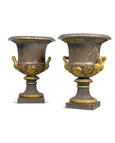 A PAIR OF LARGE SCALE SWEDISH GILT BRONZE MOUNTED BLYBERG PORPHYRY VASES - photo 1