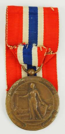 Panama: Medaille der Solidarität 1917/1918, in Bronze. - Foto 3