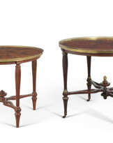 DEUX TABLES DE MILIEU DE STYLE LOUIS XVI