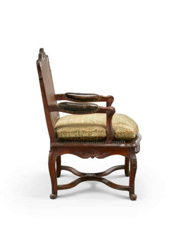 FAUTEUIL D'ÉPOQUE RÉGENCE - photo 5