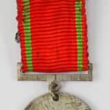 Türkei: Liakat-Medaille, in Silber, mit Schwerter- und Datumsspange. - photo 2