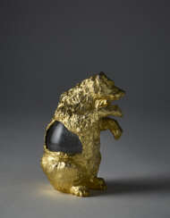 "Orso" | Lost-wax sculpture of the series "Piccoli animali". 1970s. Hand-chiselled and gilded metal, Murano crystal glass egg by Barovier e Toso. Signed with engraving at the base. (h 13.5 cm.) | | Provenance | Private collection, Italy | | Artw