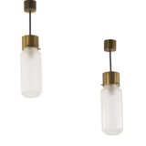 Pair of suspension lamps model "Bidone". Produced by Azucena, Milan, 1950s. Brass and white frosted glass. (h 38 cm.) - Foto 1