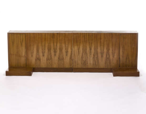 Headboard for double bed with sliding door storage compartment and shelf. Milan, 1935ca. Veneered wood. (276.5x86x49.2 cm.) (defects and losses) | | Provenance | Casa G, Milan - фото 1