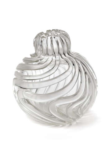 Pumpikin-shaped vase. Murano, 2005. Crystal blown glass with application of thick twisted filaments. Signed, dated and monogrammed under the base. (h 18 cm.) | | Provenance | Private collection, Italy; | | Purchased at Atelier Ritsue Mishima, Mur - фото 8
