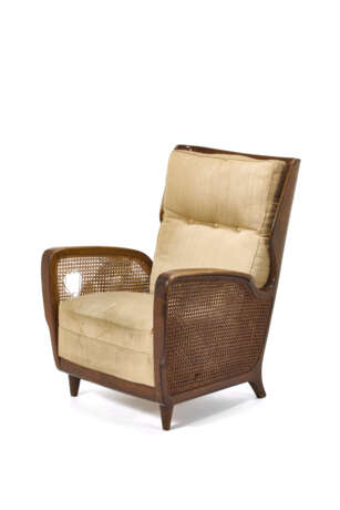 Armchair model "489". Produced by Cassina, Italy, 1950s. Solid wood, straw sides. Seat and back upholstered in original beige fabric. (93.5x69x68 cm.) (defects) | | Provenance | Private collection, Milan - photo 1