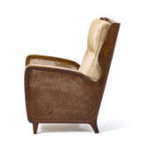Armchair model "489". Produced by Cassina, Italy, 1950s. Solid wood, straw sides. Seat and back upholstered in original beige fabric. (93.5x69x68 cm.) (defects) | | Provenance | Private collection, Milan - photo 3
