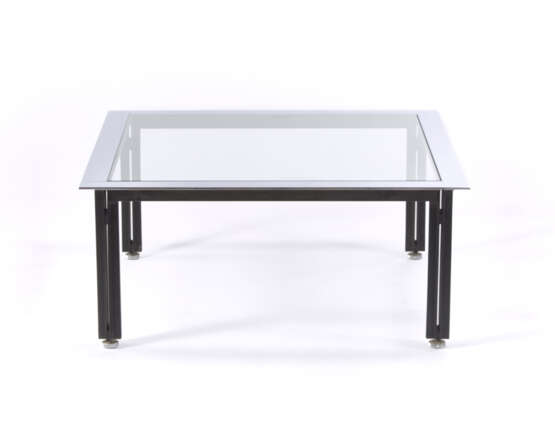 Coffe table of the series "T10 Fasce cromate". Produced by Azucena,, 1957. Black lacquered metal frame, chromed feet, glass top with chromed metal perimeter. (90x40.5x90 cm.) (slight defects) | | Literature | Azucena. Mobili e oggetti, a cura di M. - фото 1