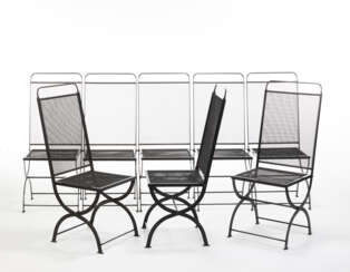 Eight chairs of the series "Nonaro". Produced by Azucena,, 1970s/1980s. Metallised grey iron. (40x100x50 cm.) (slight defects) | | Literature | Azucena. Mobili e oggetti, Catalogo del produttore, Milano, s.d. [2012], pp. 214-215