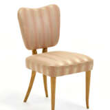 Dressing chair. Milan, 1930s. Light wooden frame, seat and backrest upholstered in pink and antique pink striped fabric. (43.5x77x49 cm.) | | Provenance | Private collection, Milan - photo 2