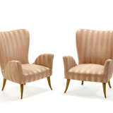Pair of chamber armchairs. Milan, 1930s. Light wooden frame, seat and backrest upholstered in pink and antique pink striped fabric. (65x80x54 cm.) | | Provenance | Private collection, Milan - photo 1