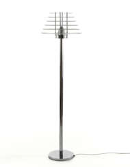 Floor lamp model "0024/T". Produced by Fontana Arte, Milan, 1990s. Chromed metal, crystal, satin glass. (h 189.5 cm.; d 90 cm.) (losses) | | Literature | Fontana Arte. Luce 4/1993. Catalogo ufficiale, s.p.