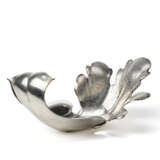 Leaf-shaped centrepiece. Italy, 1930s/1940s. Silver, title 800. Unreadable mark. (cm 45x20x29; g 1250) - Foto 1