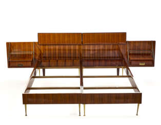(Attributed) | Double bed with headboard with two hanging nightstands. 1950s/1960s. Wooden and tubular brass frame, solid and veneered wood, drawers with brass handles. (300x93x201 cm.) (slight defects)