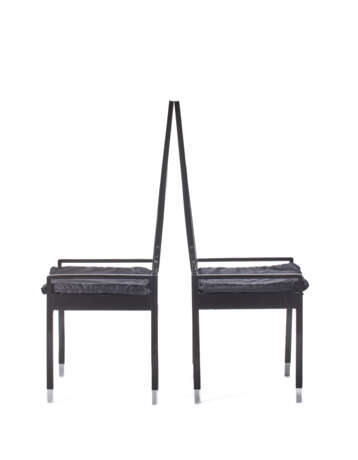 Pair of Jugendstil chairs. Probable Central European Manufacturing, early 20th century. Black lacquered solid wood and nickel-plated metal. (52x126x46 cm.) (slight defects) | | Provenance | Galleria Daniela Balzaretti, Milan | | Accompanied by t - photo 4