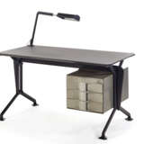 Desk with three-drawer chest of drawers and table lamp of the series "Arco" - фото 1