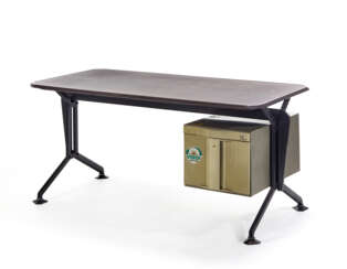 Desk with drawers model "Arco". Produced by Produzione Olivetti Arredamenti Metallici, Ivrea, 1950s. Black painted metal, wooden top, green grey plastic drawers. (200.5x81x90.5 cm.)