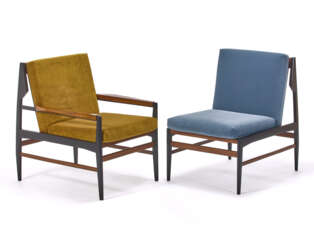 Pair of armchair, only one with arms. Italy, 1950s/1960s. Wooden frame, seat and back upholstered in yellow and blue velvet. (54.5x75x70.5 cm.) (slight defects)