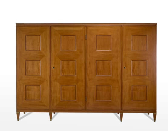 Four-door cabinet. Probabile esecuzione F.lli Lietti fu Paolo, Cantu, 1955ca. Solid and veneered teak wood, brass elements, maple wood interior fitted out for men and women. (265x186x60 cm.) (defects) | | Provenance | Private collection, Rapallo - photo 1