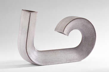 White enamelled stoneware sculpture. Nine, 1960s/1970s. Bearing manufacture's label and signed at the base. (37.5x24.5 cm.)