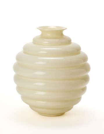 Vase model "707.10". 2002. Crème-coloured blown glass. Signed and dated with engraving under the base. (h 30 cm.) - photo 1