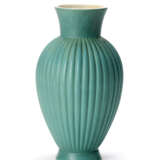 Vase model "6942". Produced by Richard-Ginori S. Cristoforo,, 1940s/1950s. Cast ceramic enamelled in matt green. Marked under the base with numerals and symbol on the manufacture. (h 34 cm.) (slight defects) - photo 1