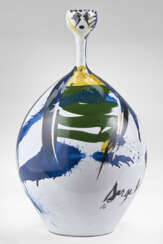 Polychrome enamelled ceramic vase. Manufacture of Ceramiche S. Giorgio, Albisola Marina, 1960s/1970s. Signed on the side "Serje J.". (h 40 cm.)